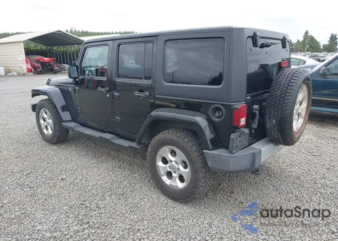 2014 Jeep Wrangler Unlimited Sahara z USA, uszkodzony, nr VIN 1C4HJWEGXEL237495